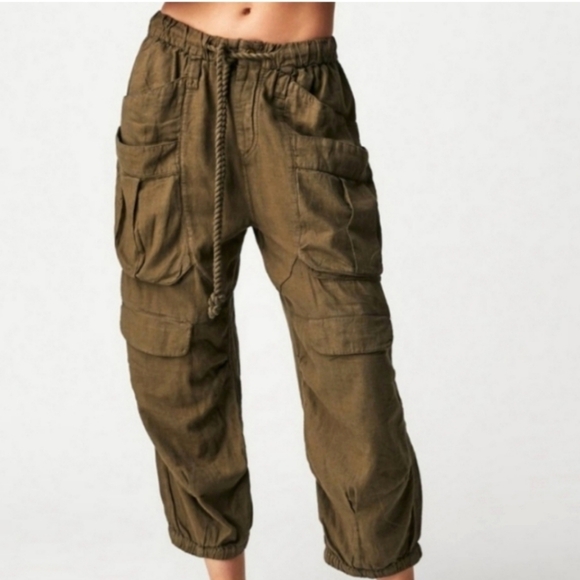Free People Pants - NWOT Free People Rock and Crop It Cargo Pants
